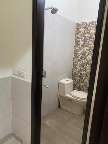 Bathroom in 2 BHK Builder Floor at Rajguru Nagar – for Rent