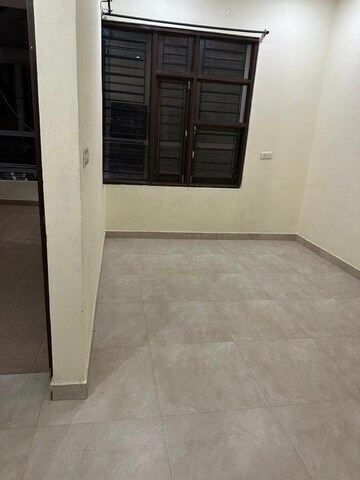 Room in 2 BHK Builder Floor at Brs Nagar – for Rent