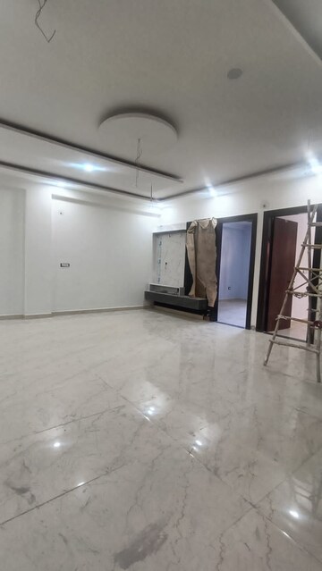 Room in 3 BHK Builder Floor at Chhapraula – for Sale