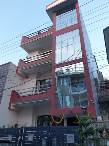 2 BHK Builder Floor For Rent in Sahastradhara Road