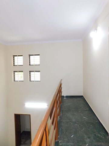 Room in 3.5 BHK Independent House at Kr Puram – for Rent