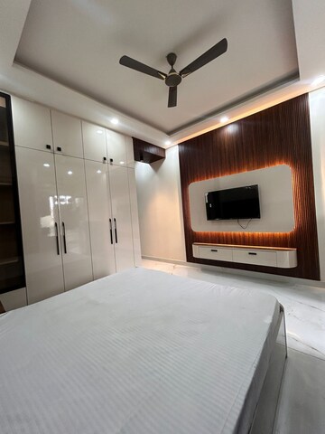 Bedroom in 1 BHK Builder Floor at Ardee City, Sector 52 – for Rent