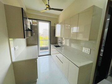 Kitchen in 1 BHK Builder Floor at Ardee City, Sector 52 – for Rent