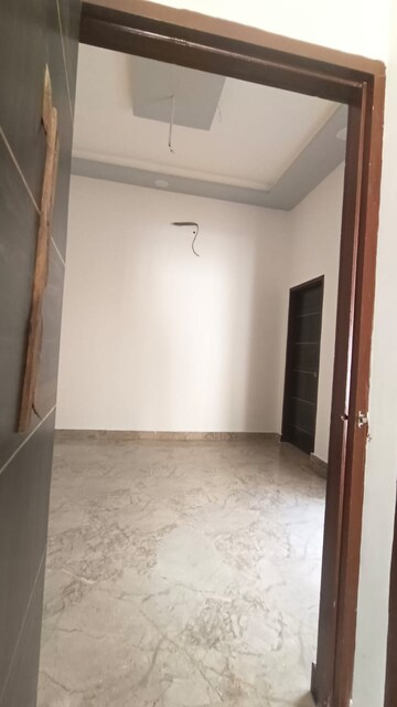 Room in 2 BHK Independent House at Madhu Nagar – for Sale