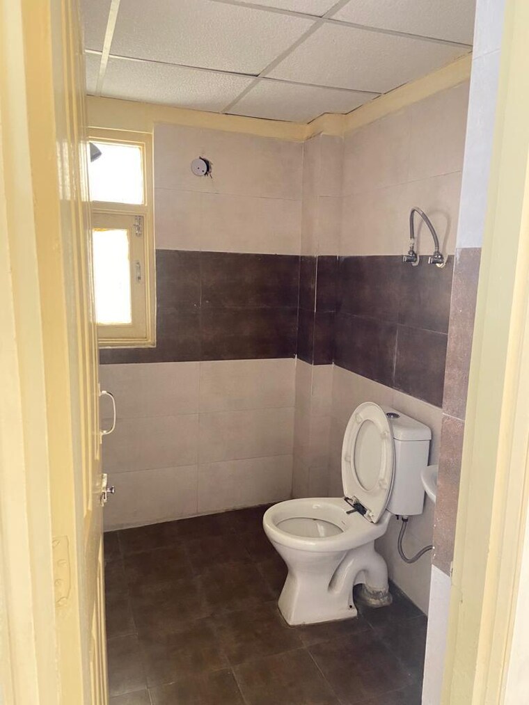 Bathroom, migsun-roof 2 Bedroom 815 Sq.Ft. Apartment In Raj Nagar Extension Ghaziabad 8379596