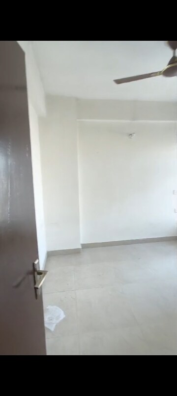 Room in 2 BHK Apartment at SCC Sapphire, Raj Nagar Extension – for Sale