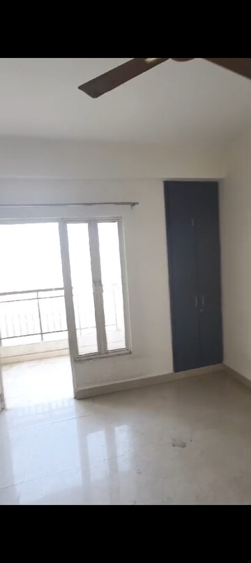 Room in 2 BHK Apartment at SCC Sapphire, Raj Nagar Extension – for Sale