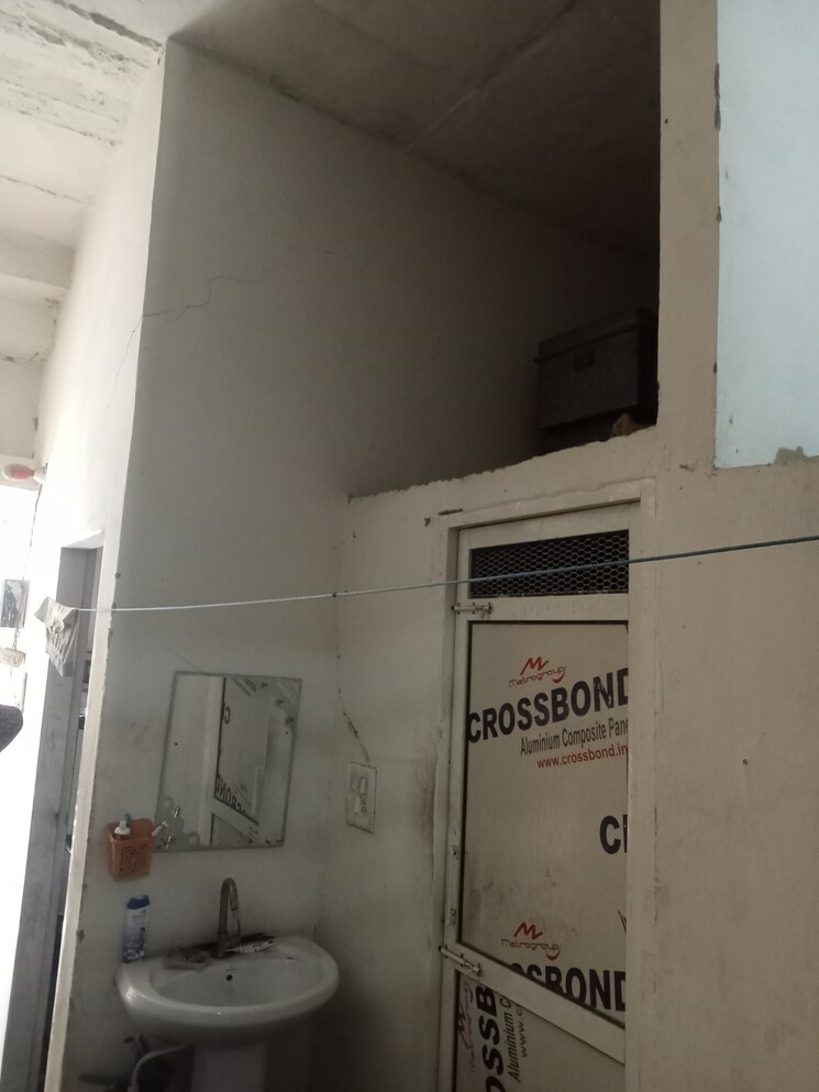 Bathroom, sondhapur 2 Bedroom 50 Sq.Yd. Villa In Sondhapur Panipat 8379623