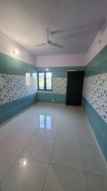 Living Room in 2 BHK Apartment at Gtb Enclave – for Rent