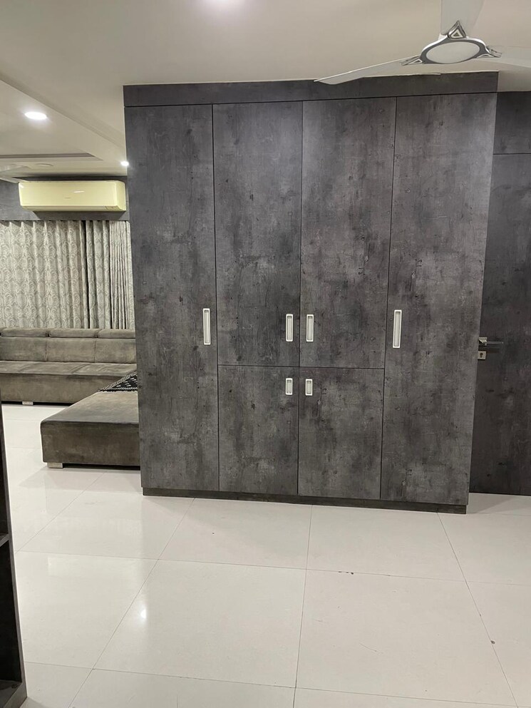 Room, vesu 3 Bedroom 1725 Sq.Ft. Apartment In Vesu Surat 7891127