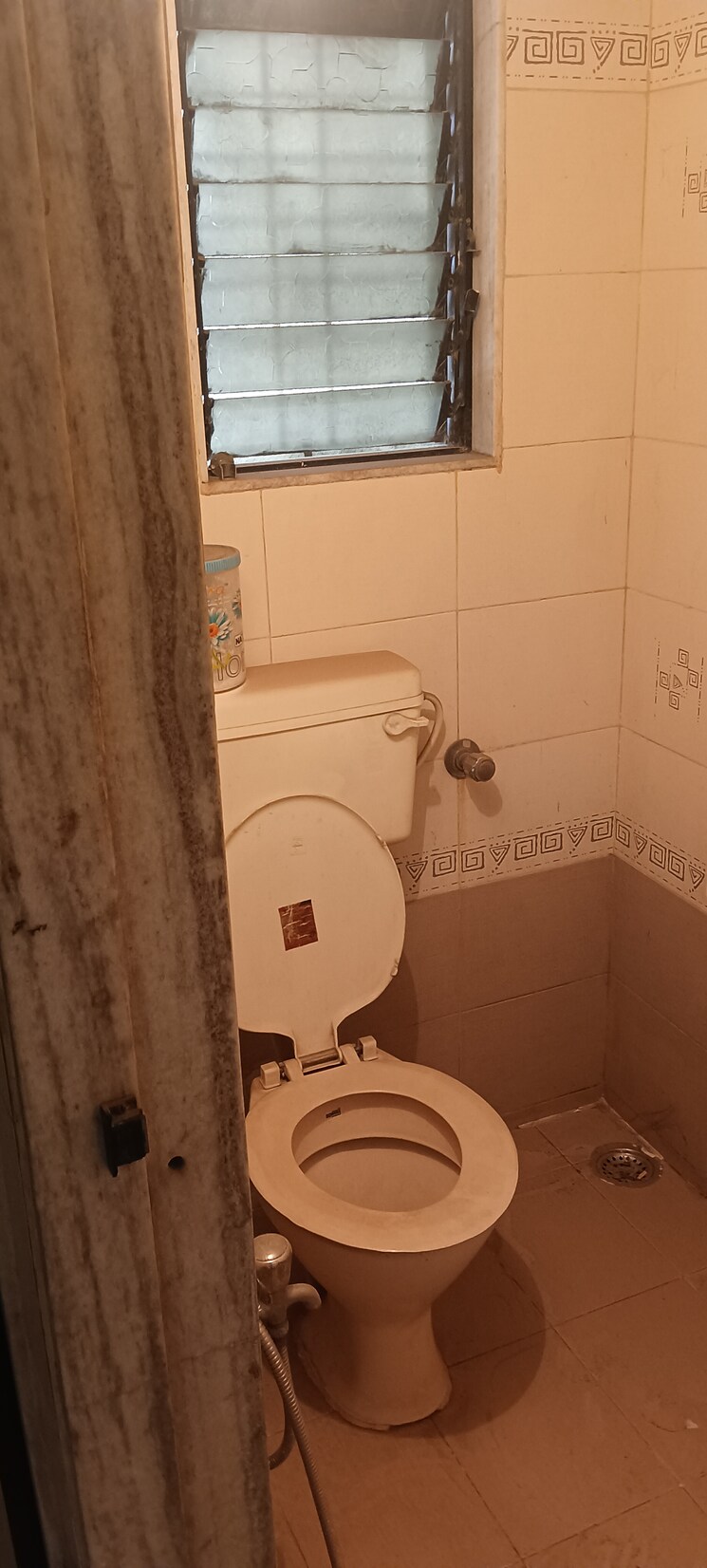 Bathroom, siddhi-prabha-chs-prabhadevi 1 Bedroom 275 Sq.Ft. Apartment In Prabhadevi Mumbai 8379669