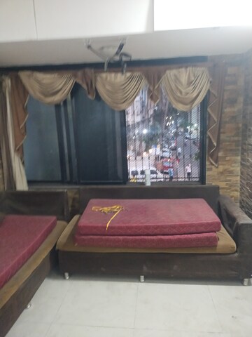 Bedroom in 2 BHK Apartment at Kurla East – for Rent