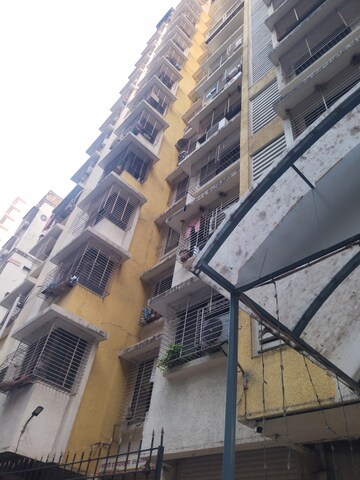 2 BHK Apartment – Exterior View View at Kurla East - for Rent