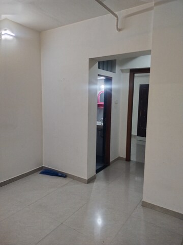 Room in 2 BHK Apartment at Kurla East – for Rent