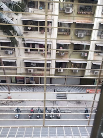 2 BHK Apartment – Exterior View View at Kurla East - for Rent