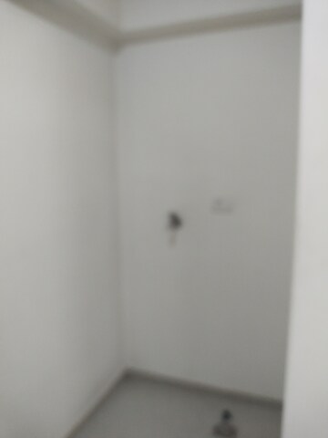 Furnished Amenities in 2 BHK Apartment at Kurla East – for Rent