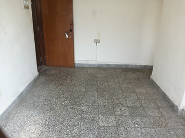 Room in 1 BHK Apartment at Mathura CHS, Malad West – for Rent