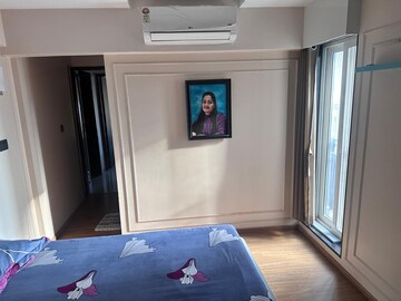Bedroom in 2 BHK Apartment at Neelkanth Vihar Ghatkopar East, Ghatkopar East – for Rent