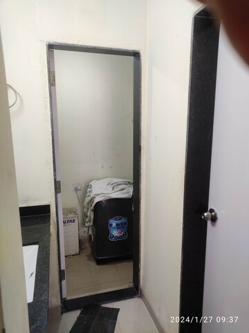 Furnished Amenities in 2 BHK Apartment at Indiabulls Greens, New Panvel – for Rent