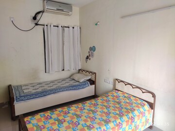 Bedroom in 2 BHK Apartment at Indiabulls Greens, New Panvel – for Rent