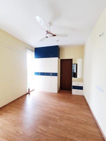Room in 2 BHK Apartment at Brigade Cornerstone Utopia, Varthur – for Rent