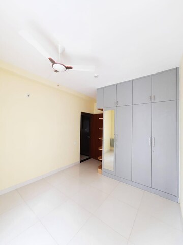 Room in 2 BHK Apartment at Brigade Cornerstone Utopia, Varthur – for Rent