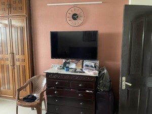 Furnished Amenities in 4 BHK Apartment at Oasis Emerald Heights, Vaishali Sector 7 – for Sale