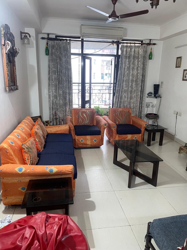 Living Room, oasis-emerald-heights 4 Bedroom 2330 Sq.Ft. Apartment In Vaishali Sector 7 Ghaziabad 8379781
