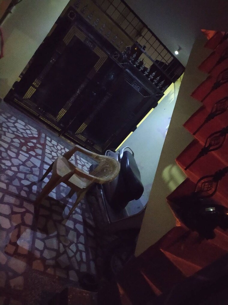 Master Bedroom, guru govind nagar 4 Bedroom 107 Sq.Yd. Independent House In Guru Govind Nagar Agra 8379794