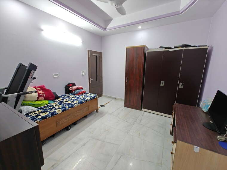 Bedroom, chander nagar 4 Bedroom 350 Sq.Mt. Builder Floor In Chander Nagar Ghaziabad 8379795