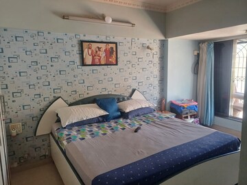 Bedroom in 2 BHK Apartment at Vile Parle Mahaveer, Vile Parle West – for Rent