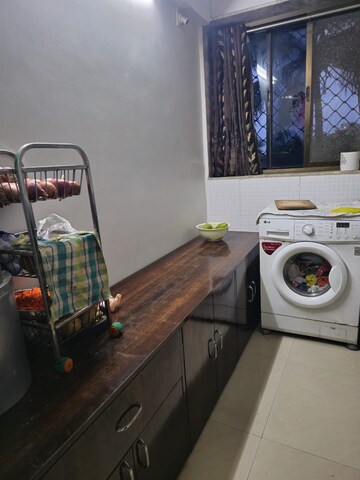 Parking in 2 BHK Apartment at Vile Parle Mahaveer, Vile Parle West – for Rent