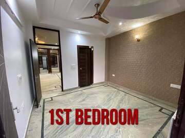 Bedroom in 3 BHK Builder Floor at Indrapuram – for Sale