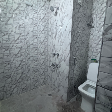 Bathroom in 2 BHK Builder Floor at Saket – for Rent