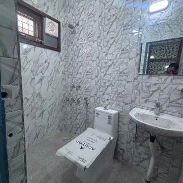 Bathroom in 2 BHK Builder Floor at Saket – for Rent