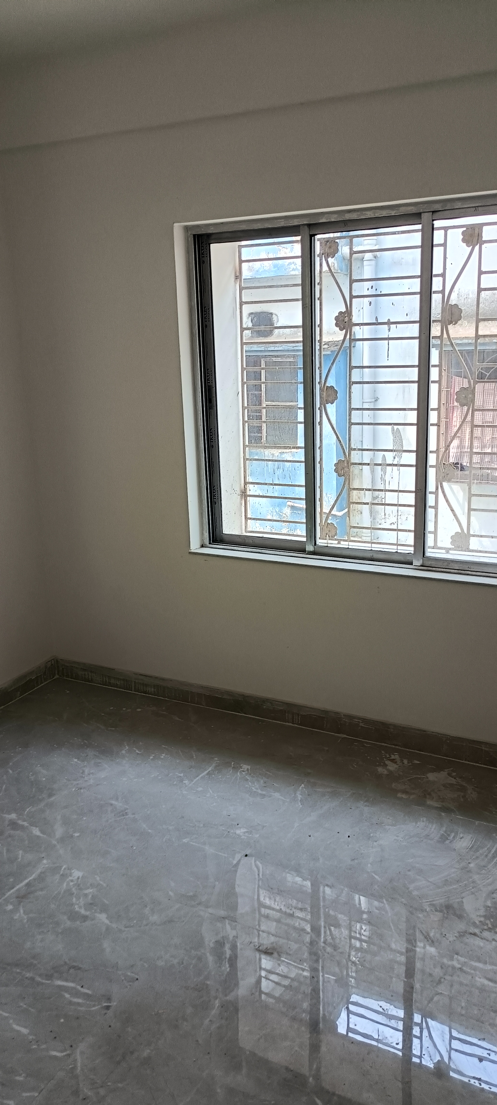 2 BHK Apartment For Sale in  Nimchand Moitra Street 