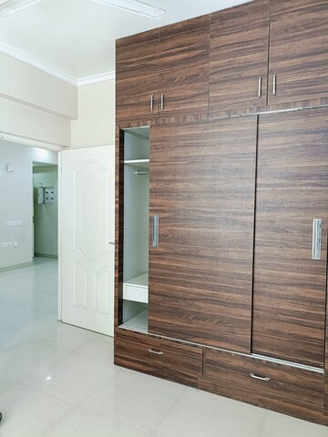 Room in 2 BHK Apartment at Shree Vardhman Mantra, Sector 67 – for Rent