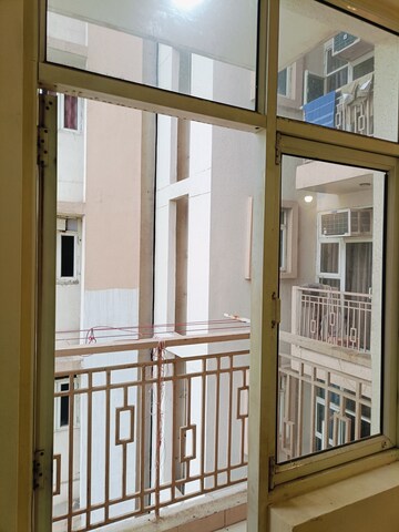 Balcony in 2 BHK Apartment at Shree Vardhman Mantra, Sector 67 – for Rent