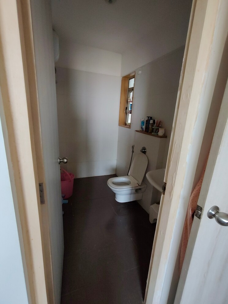 Bathroom, lodha-palava-city 2 Bedroom 900 Sq.Ft. Apartment In Dombivli East Thane 8379849