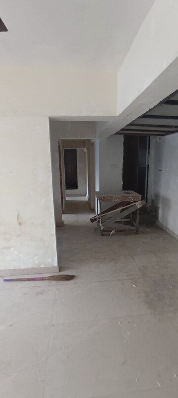  2 BHK Apartment at Santacruz West – for Rent