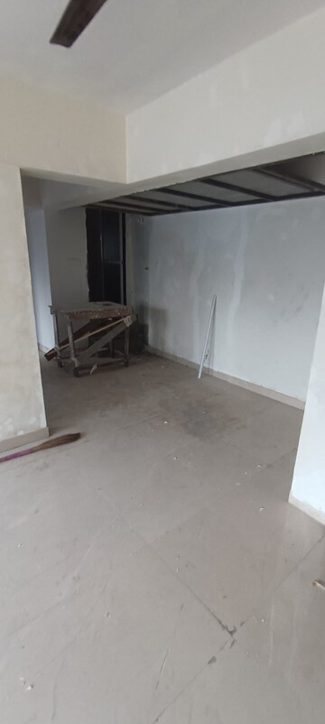 Living Room in 2 BHK Apartment at Santacruz West – for Rent