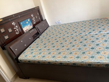 Bedroom in 2 BHK Apartment at Shree Vardhman Mantra, Sector 67 – for Rent