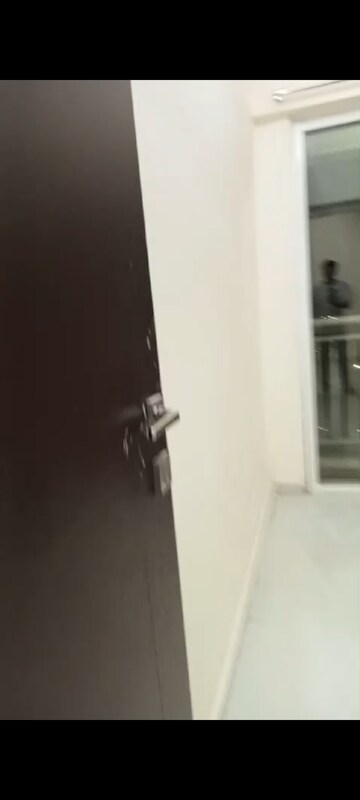 Room in 2 BHK Apartment at Bharat Ecovistas, Shilphata – for Rent