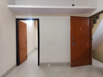 Room in 1 BHK Apartment at Sarita Vihar – for Rent