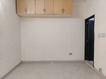 Room in 1 BHK Apartment at Sarita Vihar – for Rent