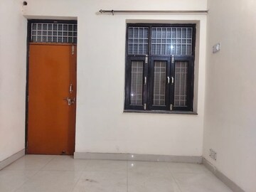 1 BHK Apartment For Rent in Sarita Vihar
