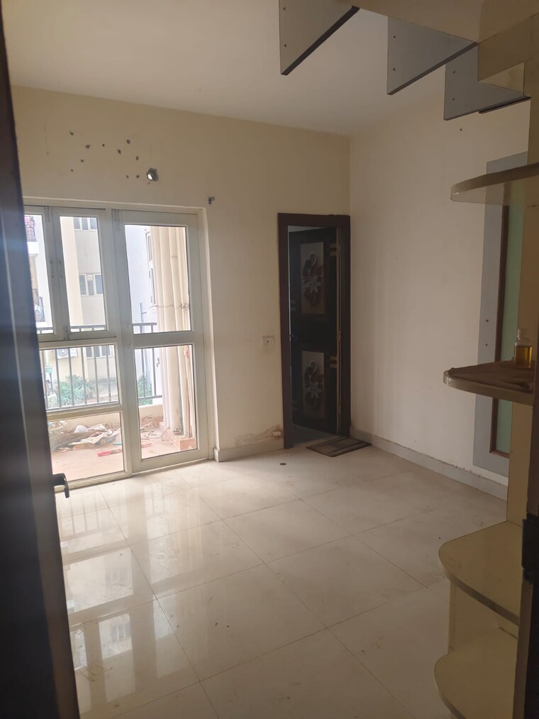 Room, mvn-the-athens 3 Bedroom 800 Sq.Ft. Apartment In Sohna Sector 5 Gurgaon 8379877