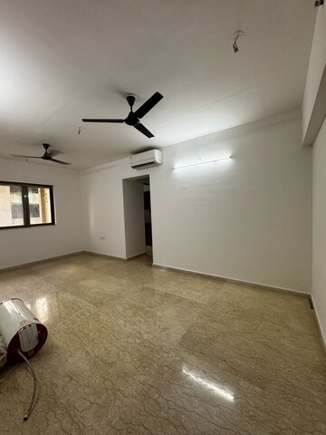 Room in 2 BHK Apartment at Lodha Splendora, Ghodbunder Road – for Rent