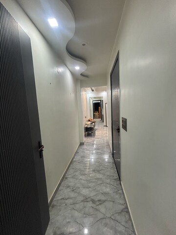  2 BHK Builder Floor at Uttam Nagar – for Rent