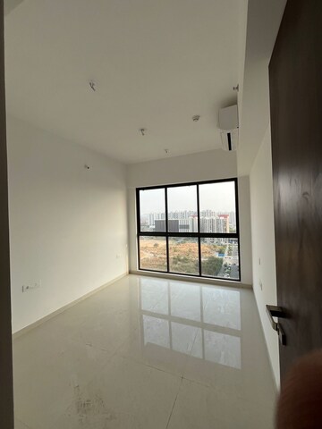 Room in 3 BHK Apartment at Lodha Palava Serenity A, Dombivli East – for Rent